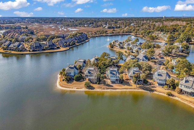 153 Oyster Catcher Pl., Pawleys Island, SC 29585