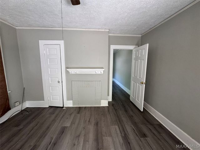 422 4th Street A & B, Montgomery, AL 36110