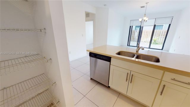10428 NW 61st Street, Doral, FL 33178