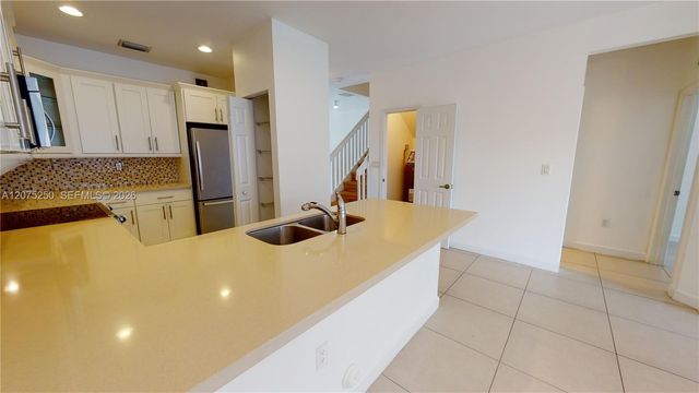 10428 NW 61st Street, Doral, FL 33178