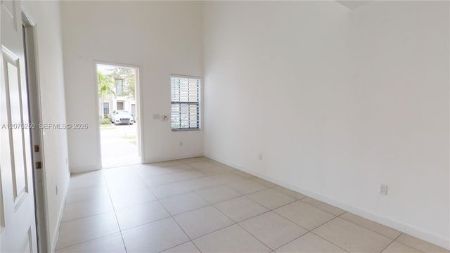 10428 NW 61st Street, Doral, FL 33178