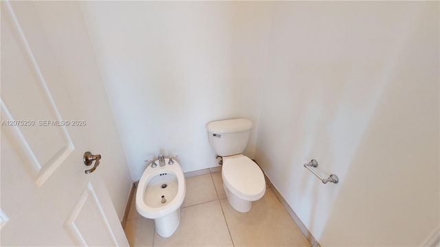 10428 NW 61st Street, Doral, FL 33178
