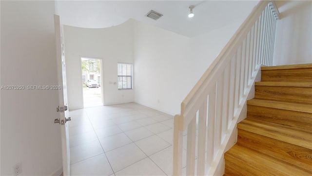 10428 NW 61st Street, Doral, FL 33178