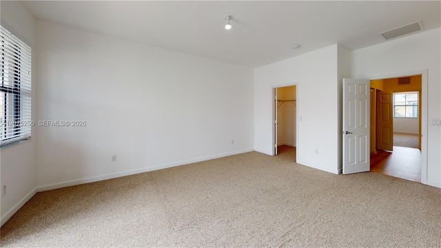 10428 NW 61st Street, Doral, FL 33178