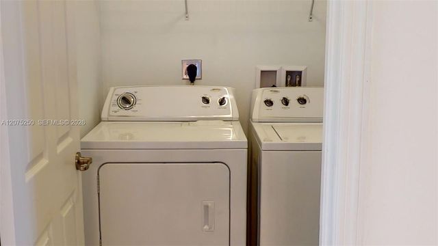 10428 NW 61st Street, Doral, FL 33178