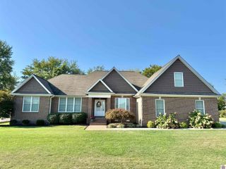 490 Cimarron Way, Paducah, KY 42001