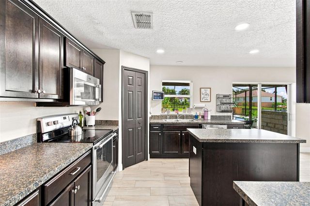 6113 WATERFIELD WAY, St Cloud, FL 34771