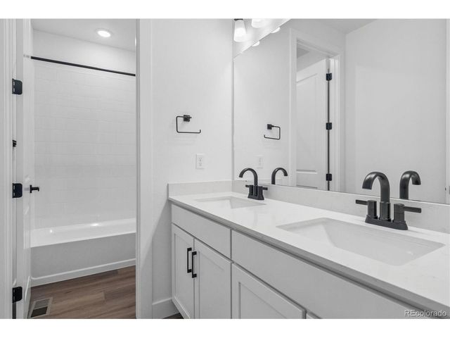 7248 Prairie Sage Pl, Littleton, CO 80125