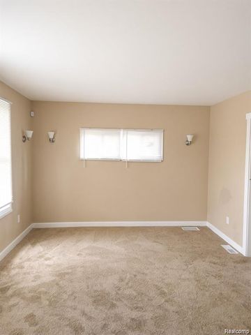 13340 Hartwell Street, Detroit, MI 48227