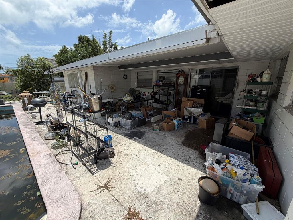 Image 4 of property listing at 6710 MANGO AVENUE S, St Petersburg, FL 33707