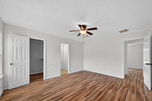 7839 Cook Road, Houston, TX 77072