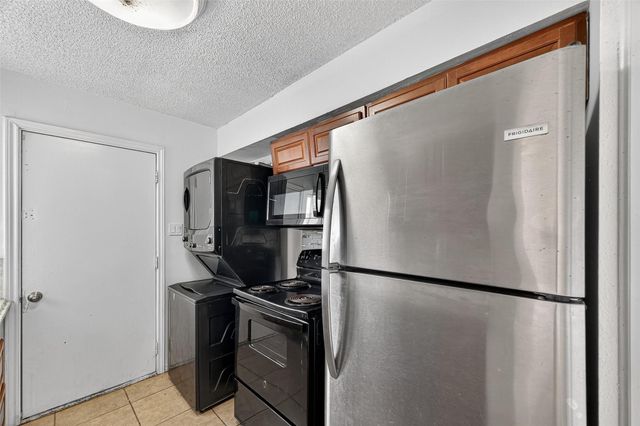 7839 Cook Road, Houston, TX 77072