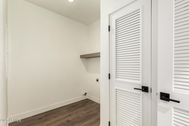 23069 W MILTON Drive, Wittmann, AZ 85361