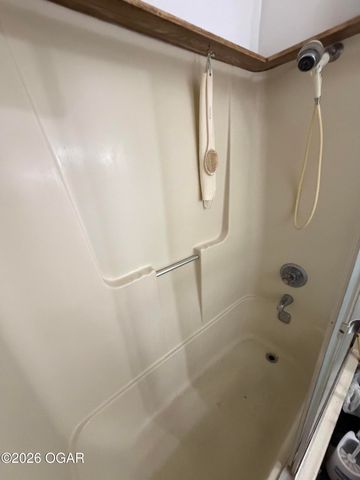 616 W 33rd Street, Joplin, MO 64804