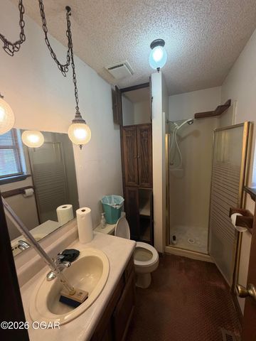 616 W 33rd Street, Joplin, MO 64804