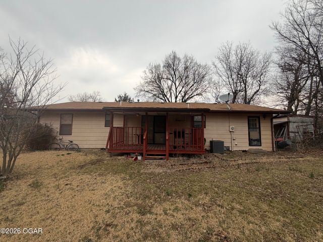 616 W 33rd Street, Joplin, MO 64804
