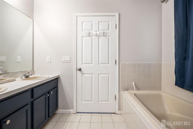 18 Bearsley Drive, East Brunswick, NJ 08816