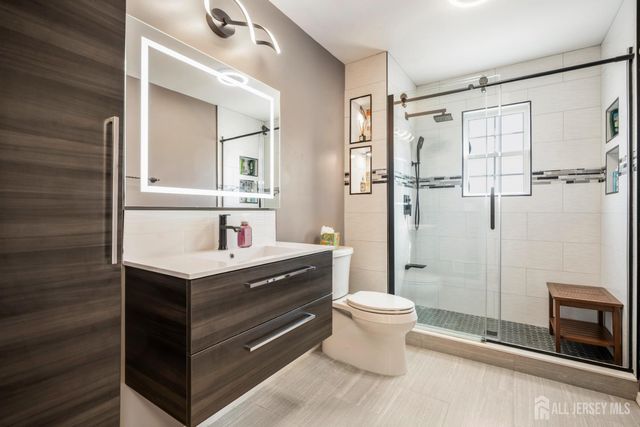 18 Bearsley Drive, East Brunswick, NJ 08816