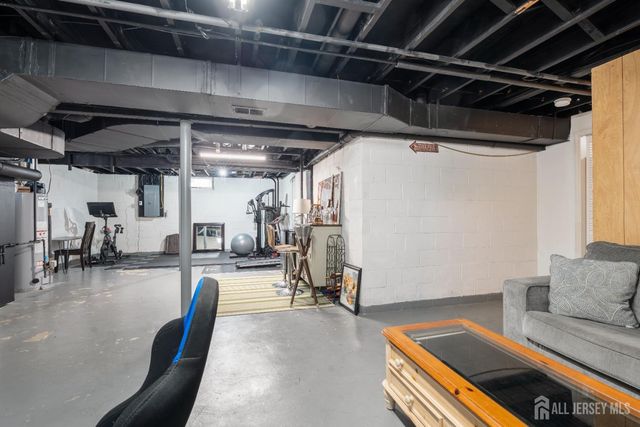 18 Bearsley Drive, East Brunswick, NJ 08816