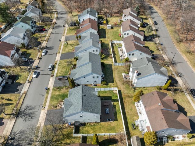 18 Bearsley Drive, East Brunswick, NJ 08816