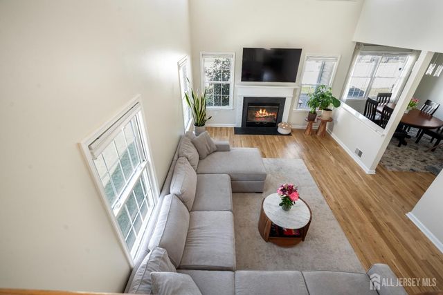 18 Bearsley Drive, East Brunswick, NJ 08816