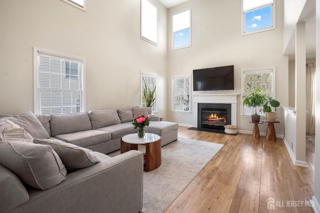 18 Bearsley Drive, East Brunswick, NJ 08816