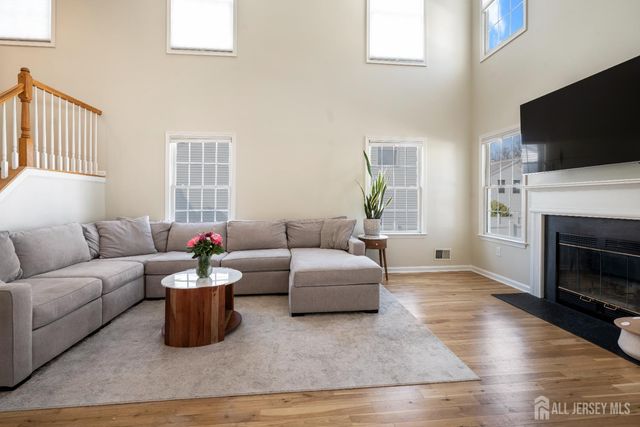 18 Bearsley Drive, East Brunswick, NJ 08816