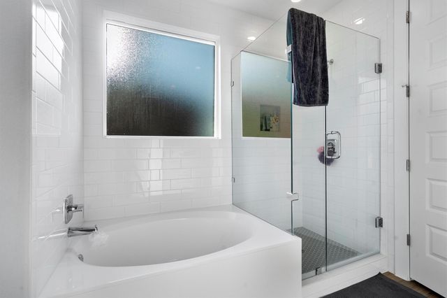 308 Barton Run DR, Georgetown, TX 78628