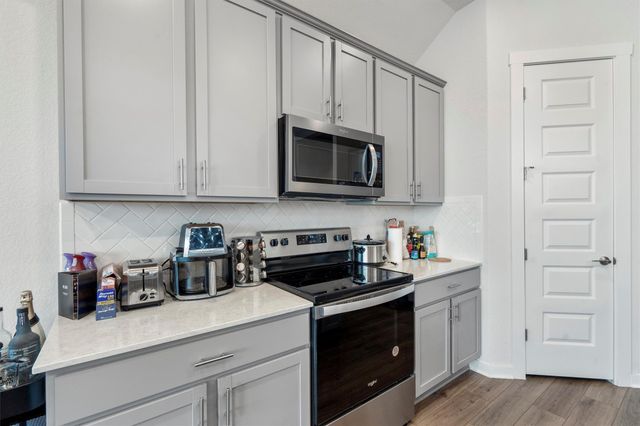 308 Barton Run DR, Georgetown, TX 78628