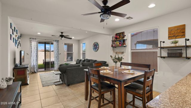 10562 E CORBIN Avenue, Mesa, AZ 85212