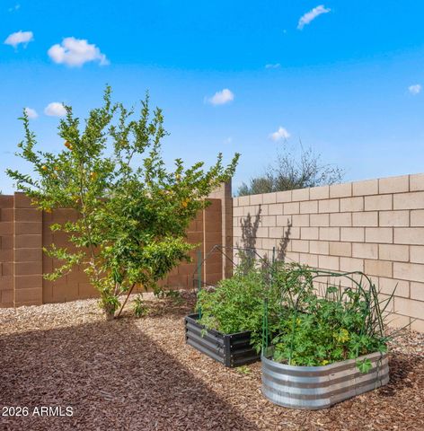 10562 E CORBIN Avenue, Mesa, AZ 85212
