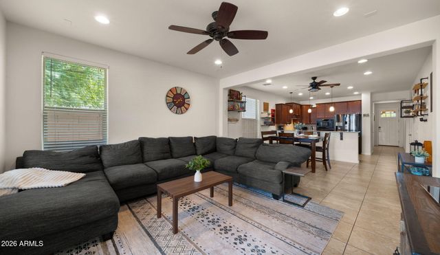 10562 E CORBIN Avenue, Mesa, AZ 85212