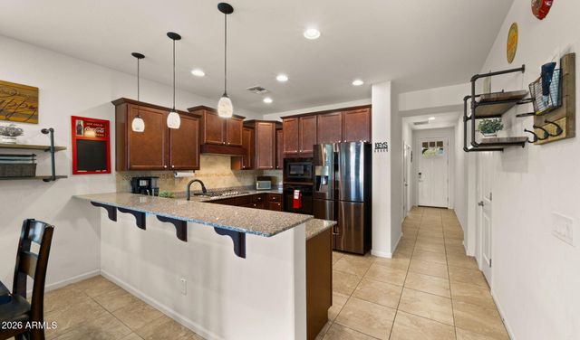 10562 E CORBIN Avenue, Mesa, AZ 85212