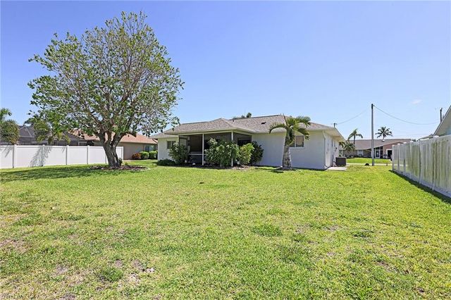 4608 SW 13th AVE, Cape Coral, FL 33914