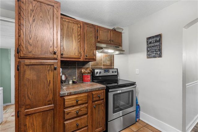 426 W Walnut Street, Nevada, MO 64772