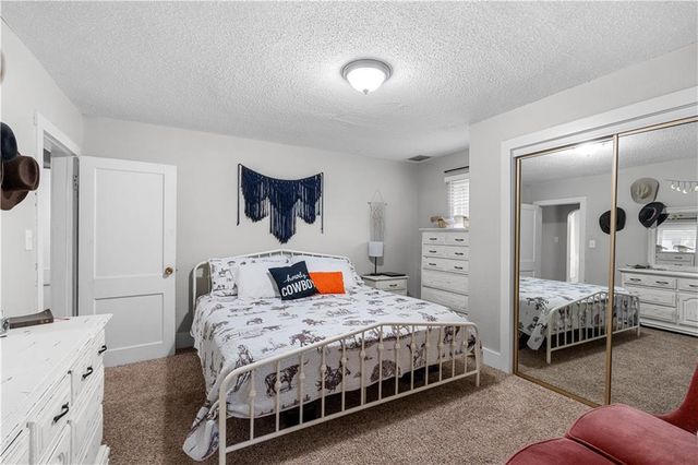 426 W Walnut Street, Nevada, MO 64772