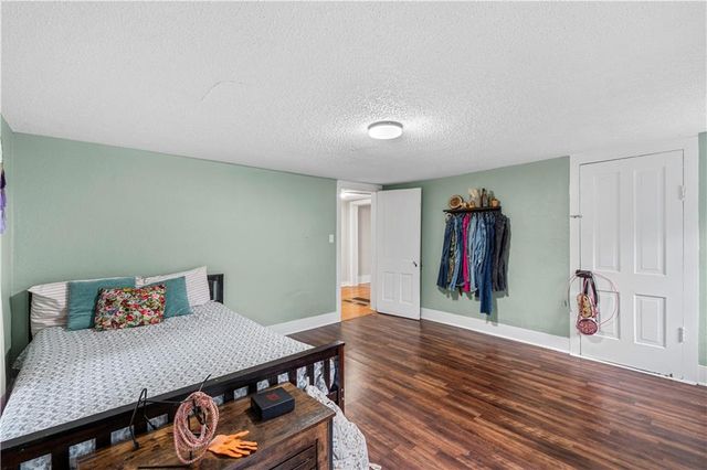 426 W Walnut Street, Nevada, MO 64772