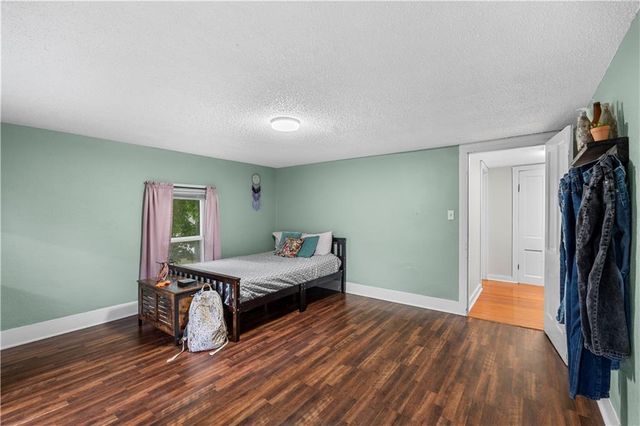 426 W Walnut Street, Nevada, MO 64772