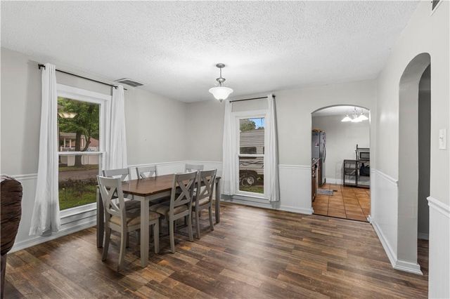426 W Walnut Street, Nevada, MO 64772