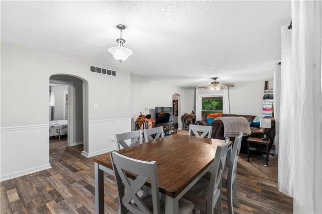 426 W Walnut Street, Nevada, MO 64772
