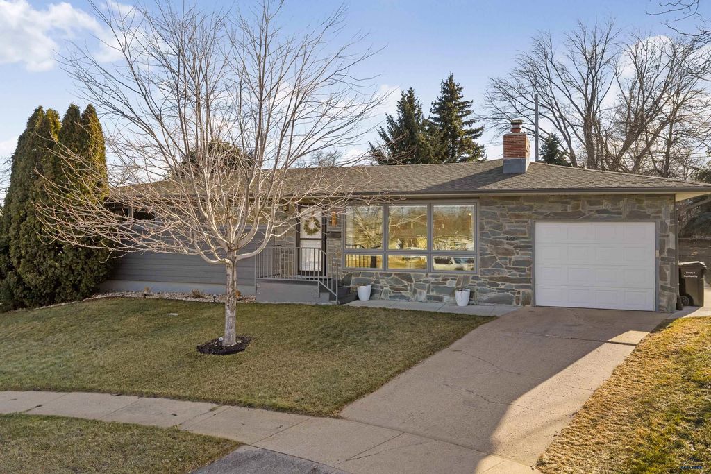 122 RAY ANN CT, Rapid, SD 57702