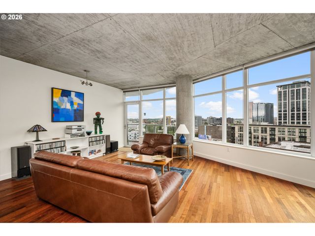 1926 W BURNSIDE St 919, Portland, OR 97209