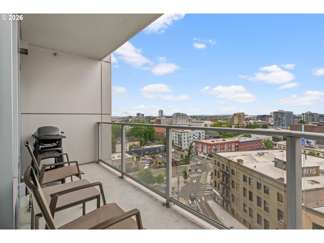 1926 W BURNSIDE St 919, Portland, OR 97209