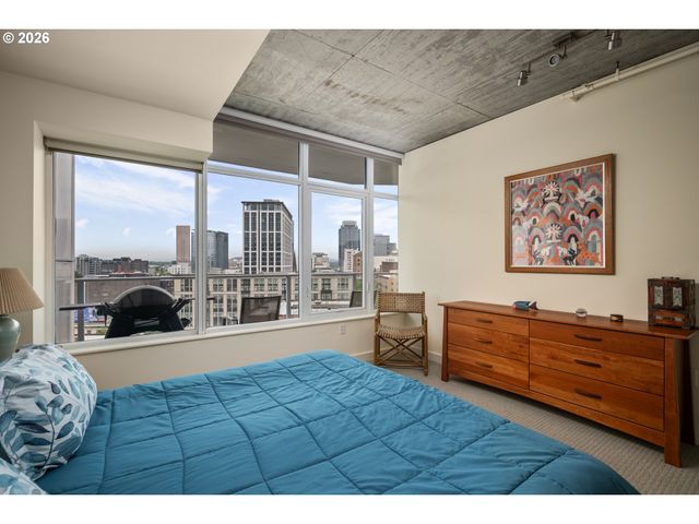 1926 W BURNSIDE St 919, Portland, OR 97209