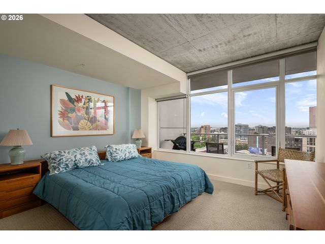 1926 W BURNSIDE St 919, Portland, OR 97209
