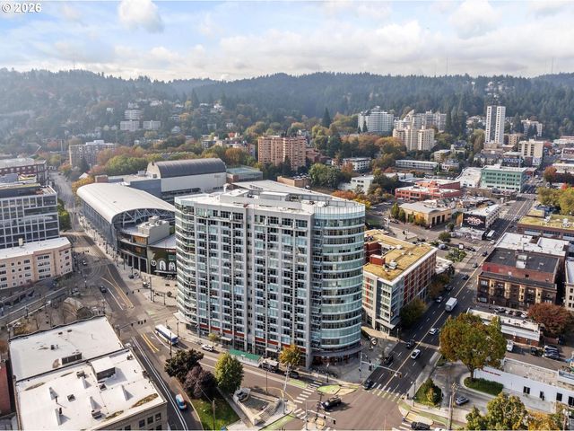 1926 W BURNSIDE St 919, Portland, OR 97209