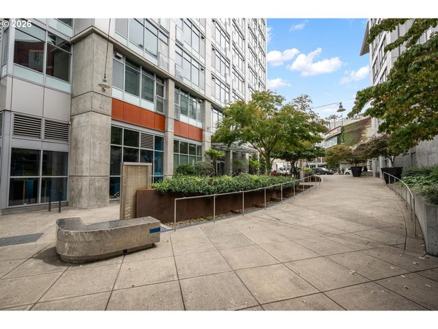 1926 W BURNSIDE St 919, Portland, OR 97209