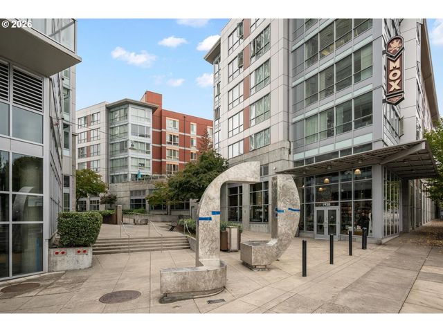 1926 W BURNSIDE St 919, Portland, OR 97209
