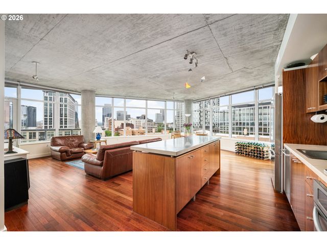 1926 W BURNSIDE St 919, Portland, OR 97209
