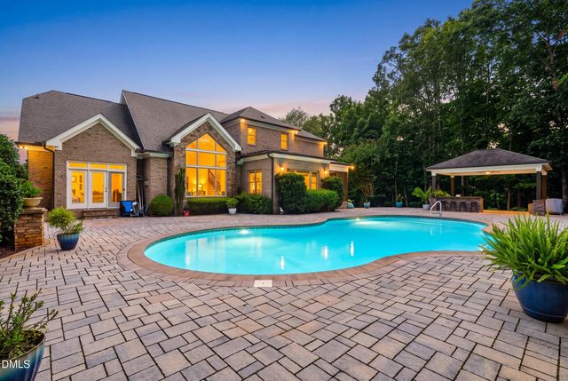 417 Laurel Knoll Drive, Pittsboro, NC 27312